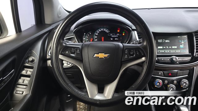 Chevrolet Trax 1.6 Diesel Premier 2018 — фото 13