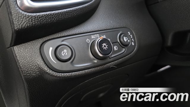 Chevrolet Trax 1.6 Diesel Premier 2018 — фото 18