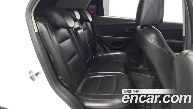 Chevrolet Trax 1.6 Diesel Premier 2018 — фото 26