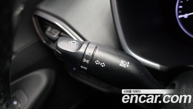 Hyundai Santa Fe (TM) Diesel 2.2 2WD Exclusive 2020 — фото 18