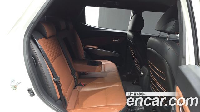 KG Mobility (SsangYong) Tivoli Armor Gear Plus 2WD 2019 — фото 12