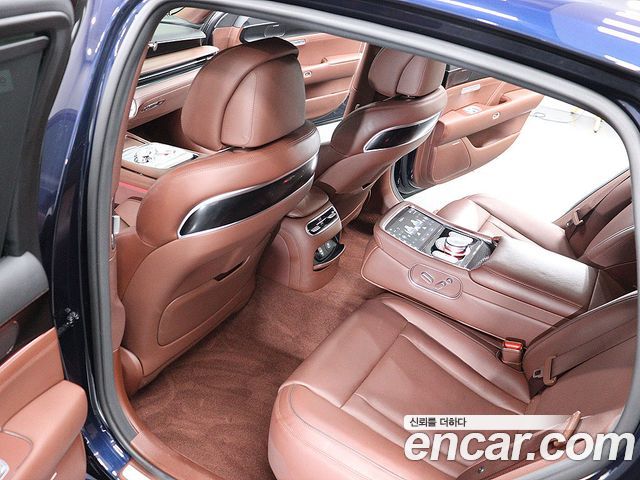 Genesis G90 (RS4) Gasoline 3.5 Turbo 2WD 2023 — фото 15