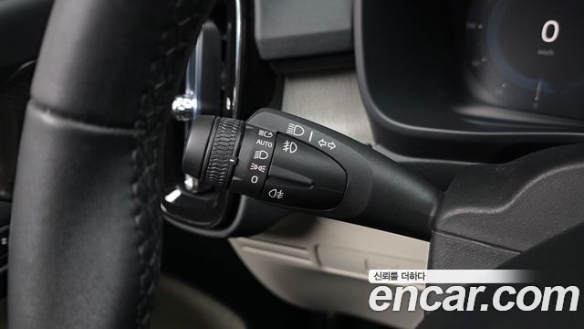 Volvo XC40 B4 Ultimate Bright 2023 — фото 30