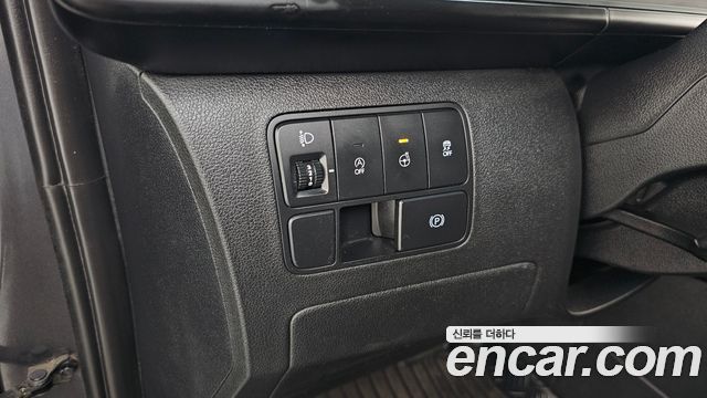 Hyundai Staria Cargo 3-Seater Modern 2022 — фото 19