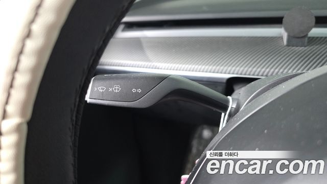 Tesla Model Y Long Range AWD 2021 — фото 24