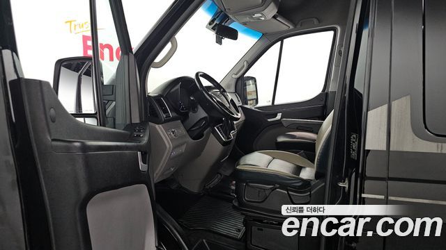 Hyundai Solati 15-seater Luxury 2020 — фото 10