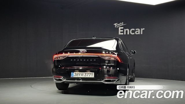 Hyundai Grandeur (IG) 3.0 LPi Rent Car Modern 2023 — фото 4