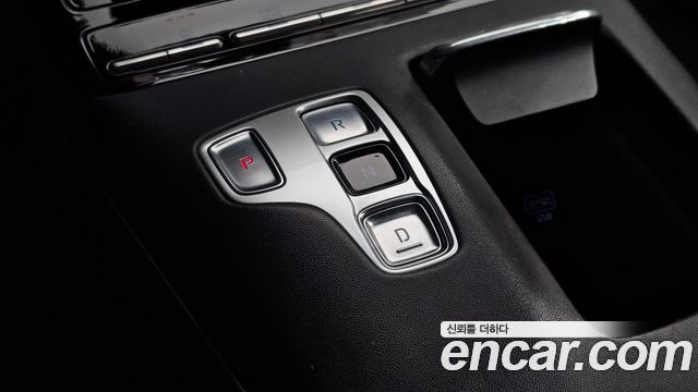 Hyundai Grandeur (IG) 3.0 LPi Rent Car Modern 2023 — фото 9