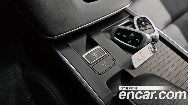 Hyundai Grandeur (IG) 3.0 LPi Rent Car Modern 2023 — фото 35