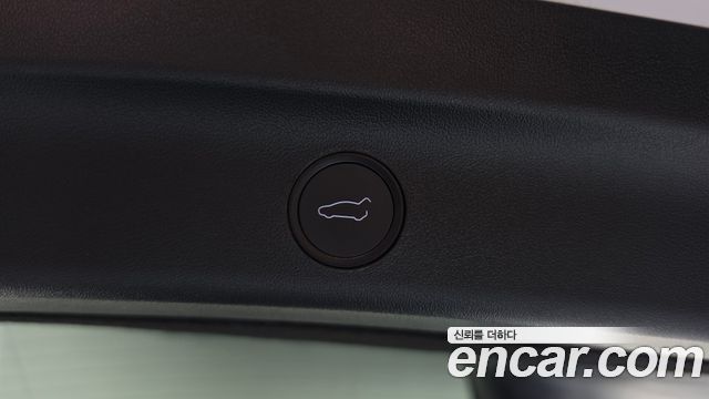 Tesla Model Y RWD 2023 — фото 17