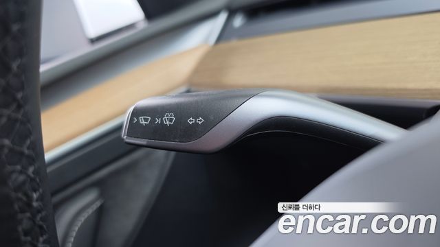 Tesla Model Y RWD 2023 — фото 28
