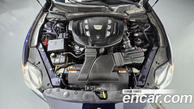 Maserati Quattroporte 3.0 Diesel Granlusso 2017 — фото 6