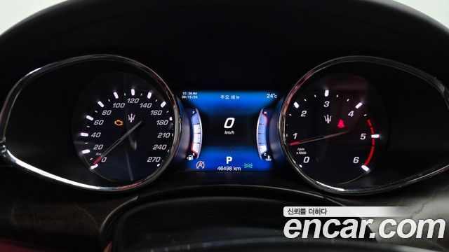 Maserati Quattroporte 3.0 Diesel Granlusso 2017 — фото 8