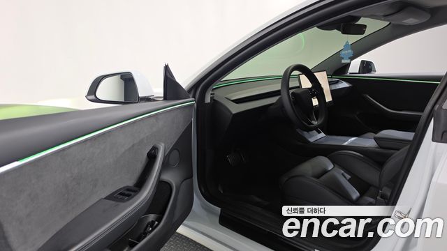 Tesla Model 3 Performance AWD 2024 — фото 10