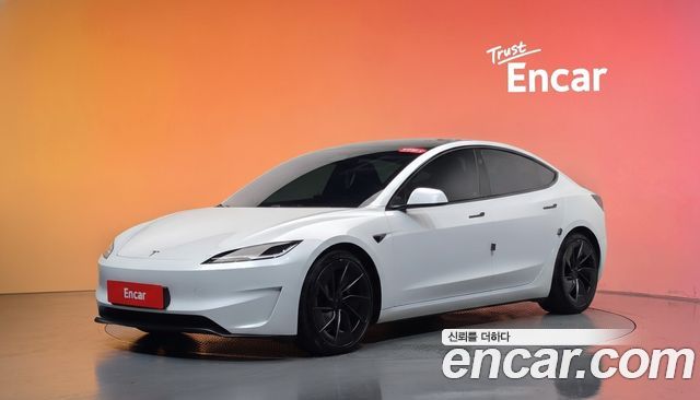 Tesla Model 3 Performance AWD 2024 — фото 1
