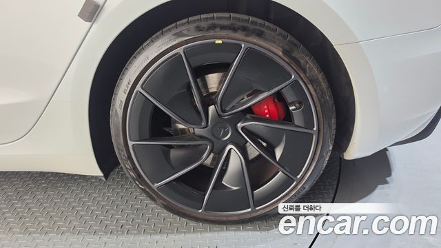 Tesla Model 3 Performance AWD 2024 — фото 21