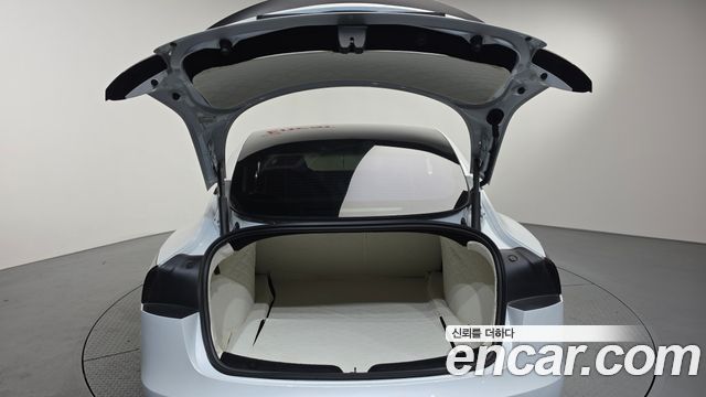 Tesla Model 3 Performance AWD 2024 — фото 27