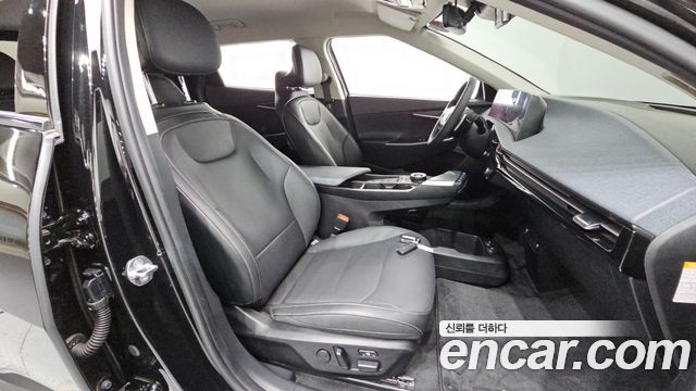 Kia EV6 Long Range Air 2022 — фото 11