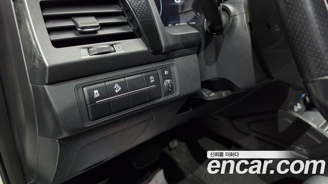 KG Mobility (SsangYong) Rexton Sports Khan Diesel 2.2 4WD Prestige 2023 — фото 18