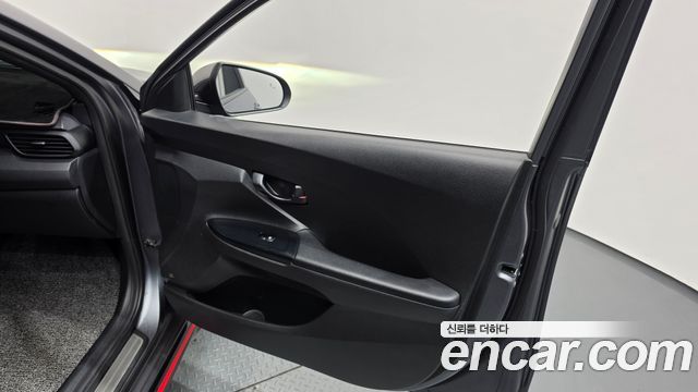 Hyundai Veloster (JS) 2.0 N 2021 — фото 30