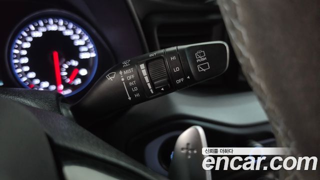 Hyundai Veloster (JS) 2.0 N 2021 — фото 33