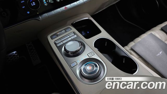 Genesis GV70 2.5T Gasoline AWD 2024 — фото 9