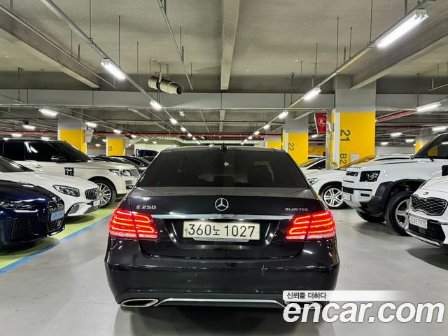 Mercedes-Benz E-Class (W212) E250 BlueTec 4MATIC AV 2016 — фото 4