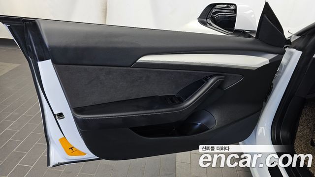 Tesla Model 3 Long Range AWD 2022 — фото 24