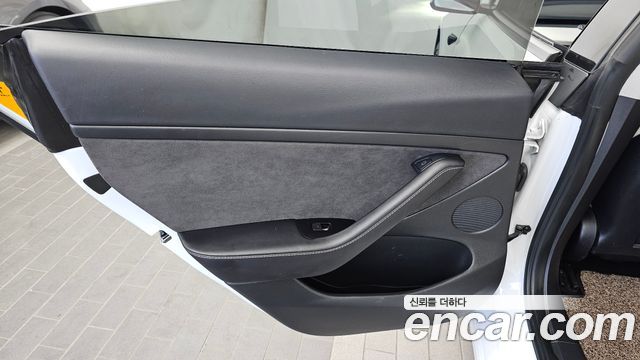 Tesla Model 3 Long Range AWD 2022 — фото 25