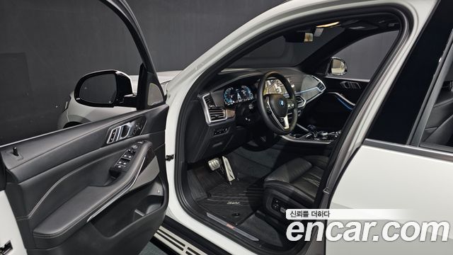 BMW X5 (G05) xDrive 45e xLine 2023 — фото 10