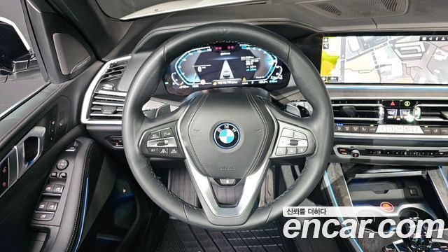 BMW X5 (G05) xDrive 45e xLine 2023 — фото 13