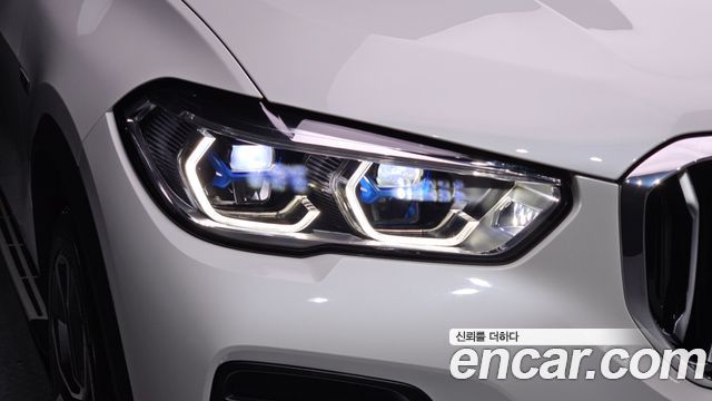 BMW X5 (G05) xDrive 45e xLine 2023 — фото 22