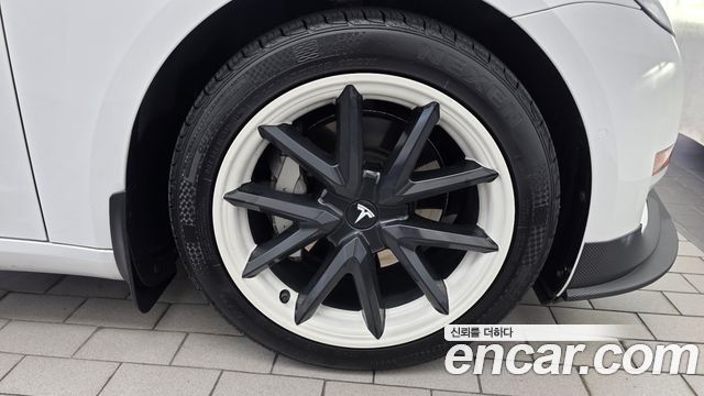 Tesla Model 3 Long Range AWD 2022 — фото 21