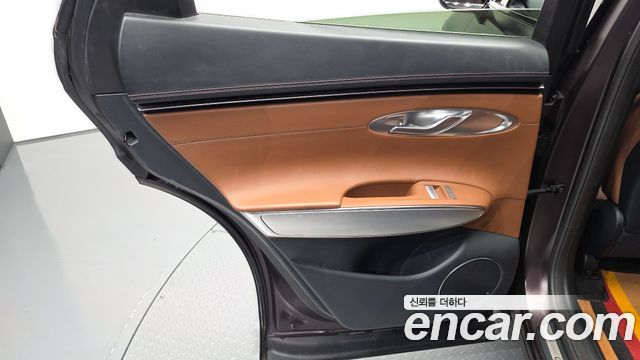 Genesis GV70 2.5T Gasoline AWD 2021 — фото 25