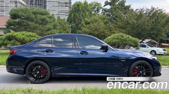 BMW 3 Series (G20) 330e M Sport Pro FIrst Edition 2023 — фото 4