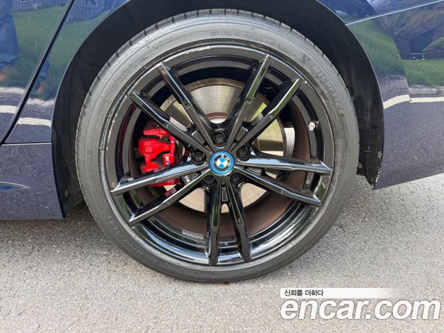 BMW 3 Series (G20) 330e M Sport Pro FIrst Edition 2023 — фото 10