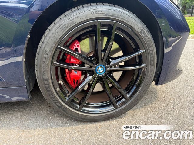 BMW 3 Series (G20) 330e M Sport Pro FIrst Edition 2023 — фото 12