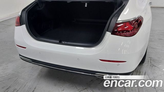 Mercedes-Benz E-Class (W214) E300 4MATIC Exclusive 2026 — фото 15