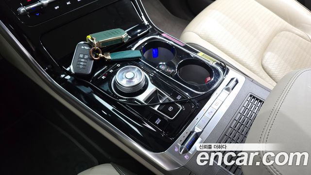 Kia Carnival (IV) Diesel 9-Seater Hi-Limousine Signature 2023 — фото 9