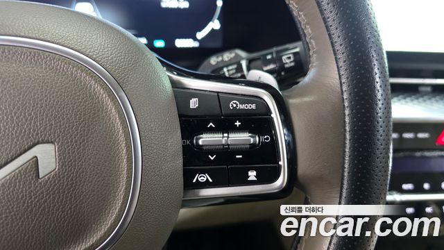 Kia Carnival (IV) Diesel 9-Seater Hi-Limousine Signature 2023 — фото 18