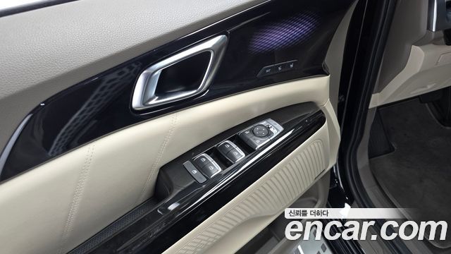 Kia Carnival (IV) Diesel 9-Seater Hi-Limousine Signature 2023 — фото 20