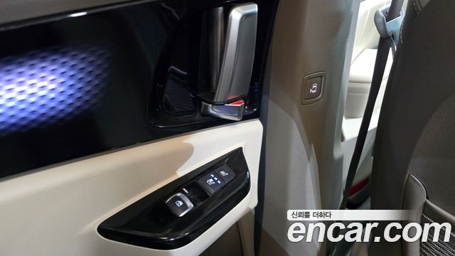 Kia Carnival (IV) Diesel 9-Seater Hi-Limousine Signature 2023 — фото 24