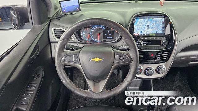 Chevrolet Spark LT 2020 — фото 13