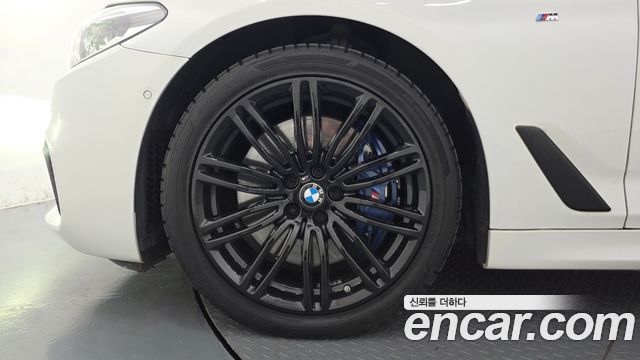 BMW 5 Series (G30) 540i xDrive M Sport Plus 2018 — фото 5
