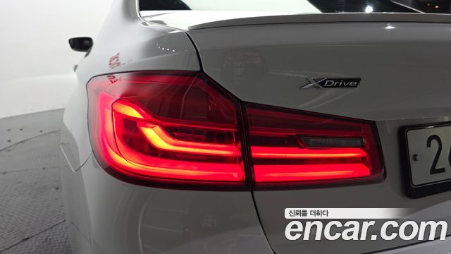 BMW 5 Series (G30) 540i xDrive M Sport Plus 2018 — фото 23