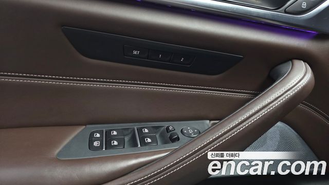 BMW 5 Series (G30) 540i xDrive M Sport Plus 2018 — фото 33