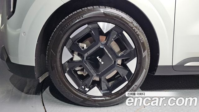 Kia Carnival (IV) Gasoline 7-Seater Noblesse 2025 — фото 5