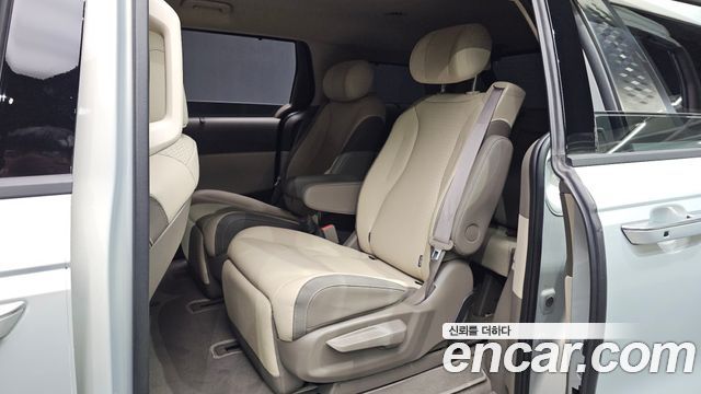 Kia Carnival (IV) Gasoline 7-Seater Noblesse 2025 — фото 12