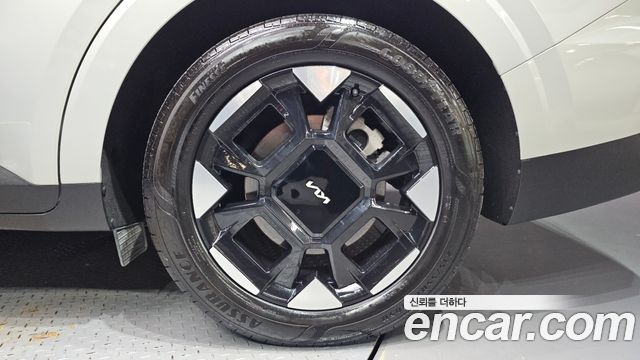 Kia Carnival (IV) Gasoline 7-Seater Noblesse 2025 — фото 21