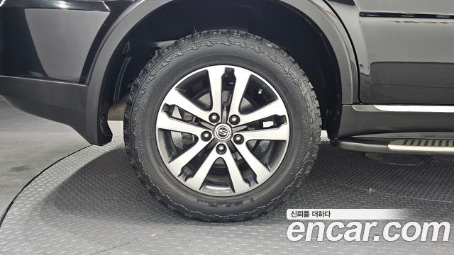 KG Mobility (SsangYong) Rexton W 2.0 4WD RX7 Prestige 2013 — фото 5